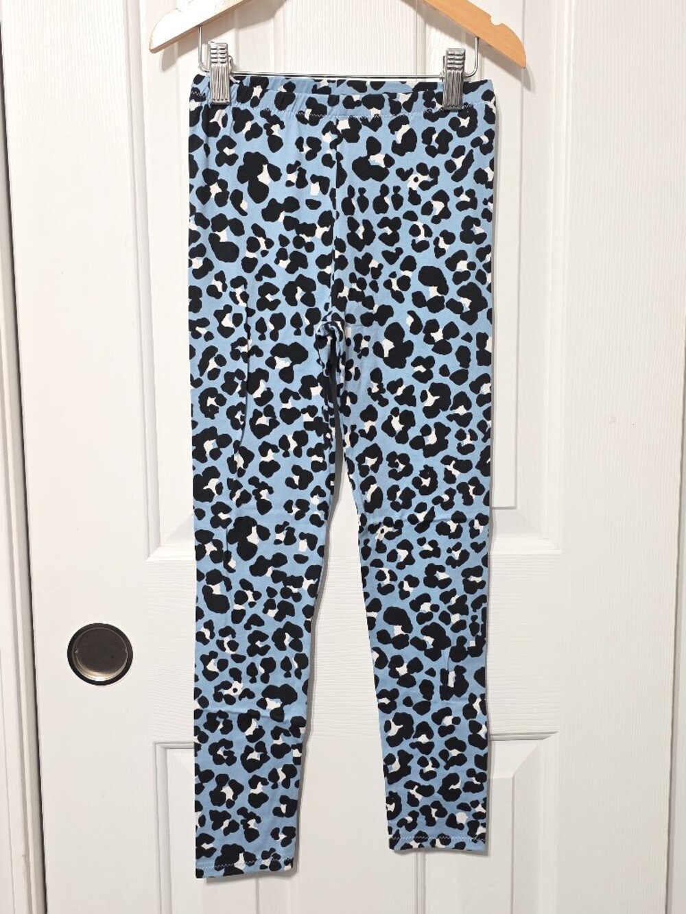 Girls blue leopard leggings, size 7